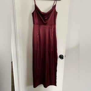 NWOT Burgundy Midi dress from Forever21